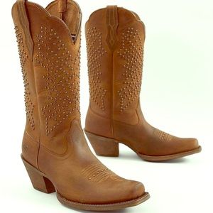 Ariat women’s Lakyn boots